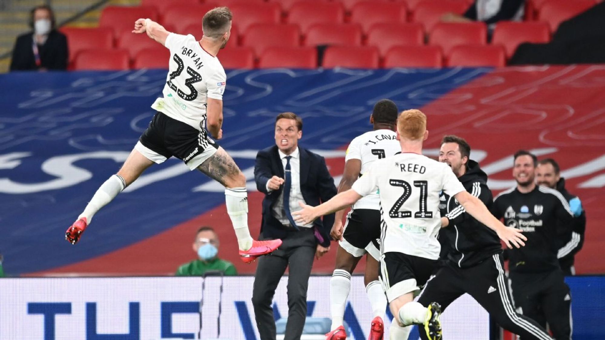 他用一双 他用一双